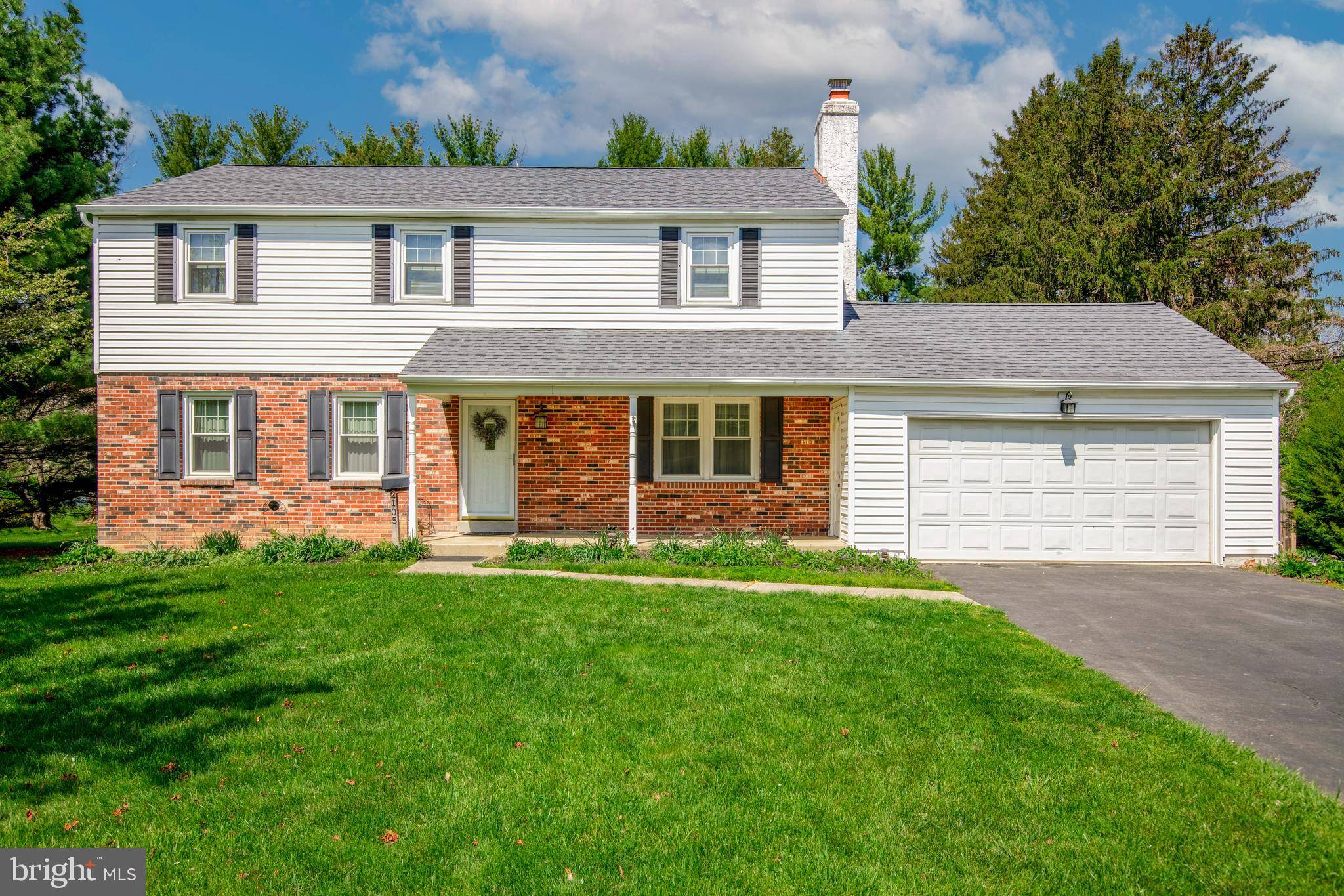 Norristown, PA 19403,2105 HEMLOCK RD