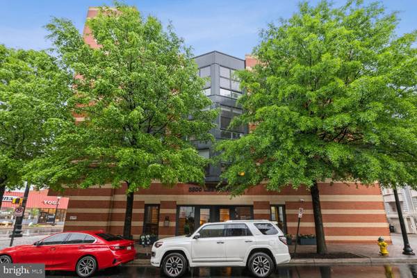 3800 LANGSTON BLVD #302, Arlington, VA 22207