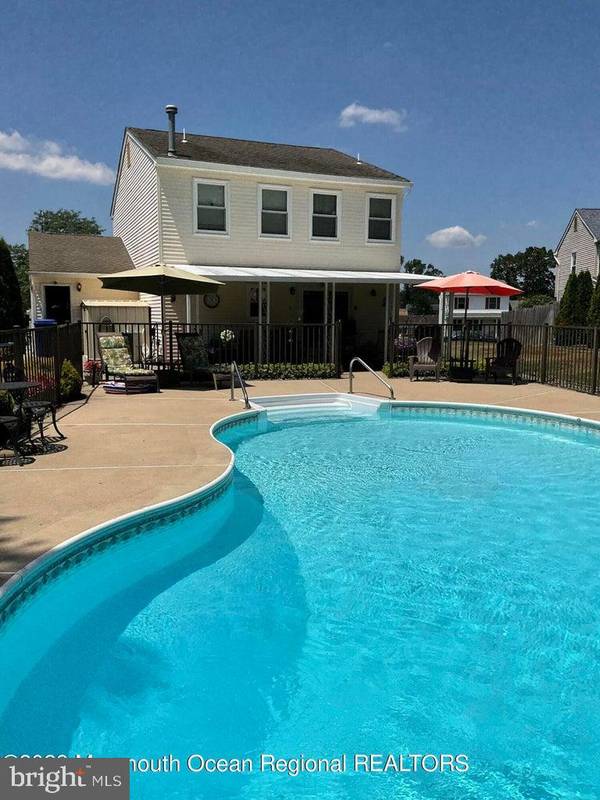 1053 IRVING PL, Toms River, NJ 08755