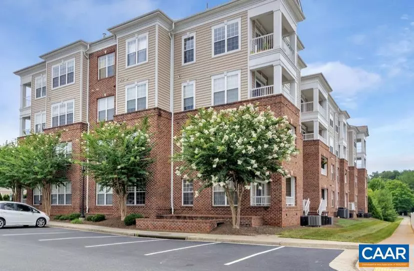 1051 GLENWOOD STATION LN #307, Charlottesville, VA 22901