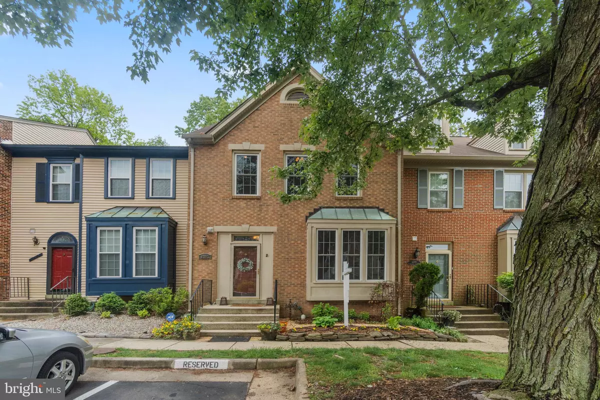 Springfield, VA 22152,6393 ENGLISH IVY WAY