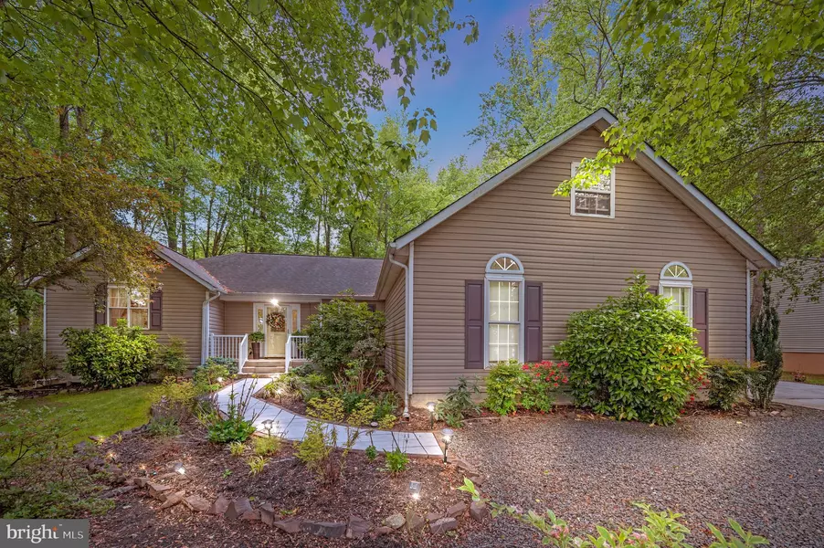 3206 LAKEVIEW PKWY, Locust Grove, VA 22508