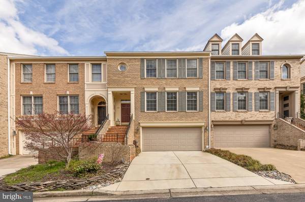 13 BLOOMINGDALE CT, Rockville, MD 20852