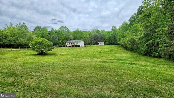 3918 BELLE MEADE RD, Bumpass, VA 23024