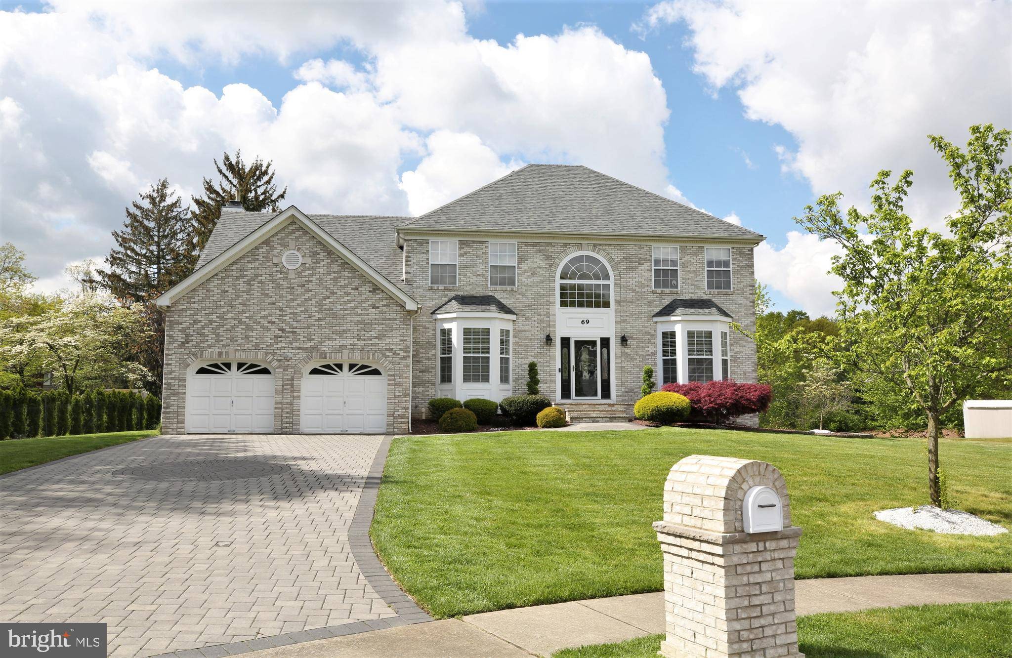 Monroe Township, NJ 08831,69 SPRUCE MEADOWS DR