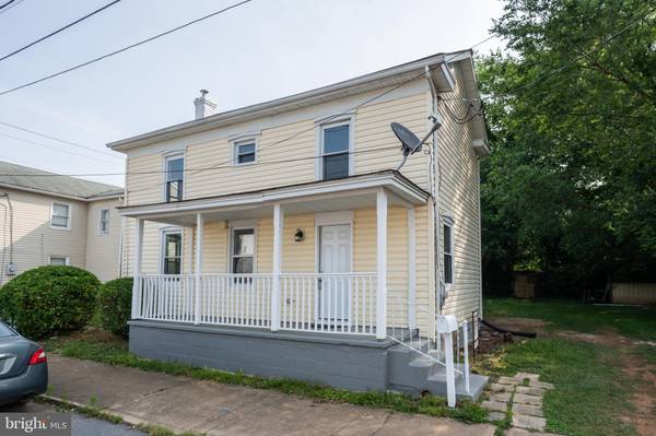 215 N CHURCH ST, Charles Town, WV 25414