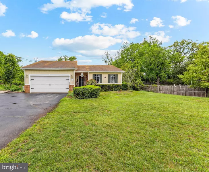 14206 SAINT CLAIR DR, Gainesville, VA 20155