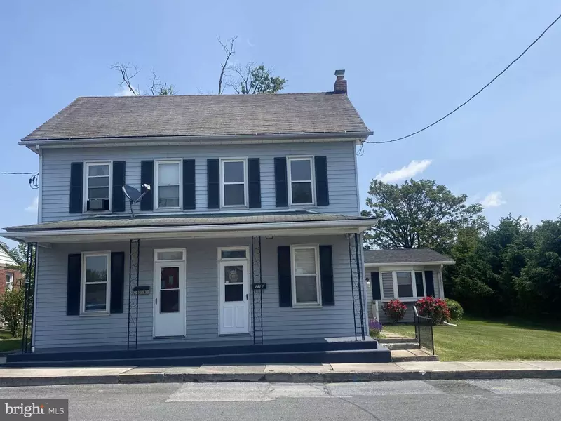 316 N LOCUST ST, Palmyra, PA 17078