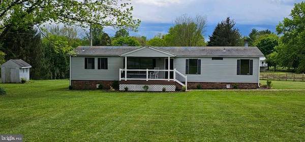 134 ALMOST HEAVEN RD, Falling Waters, WV 25419