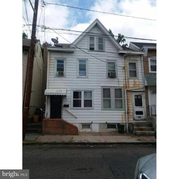 30 ADELINE ST, Trenton, NJ 08611