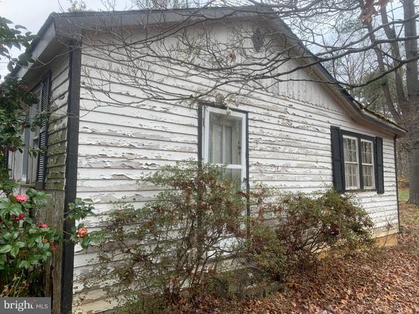 Reva, VA 22735,2226 RIDGEVIEW RD