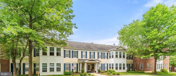 6696 CLUB HOUSE LN #UNIT 111, Warrenton, VA 20187