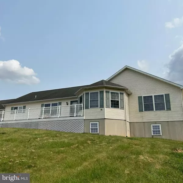 2292 SLAGEL RD, Spring Grove, PA 17362