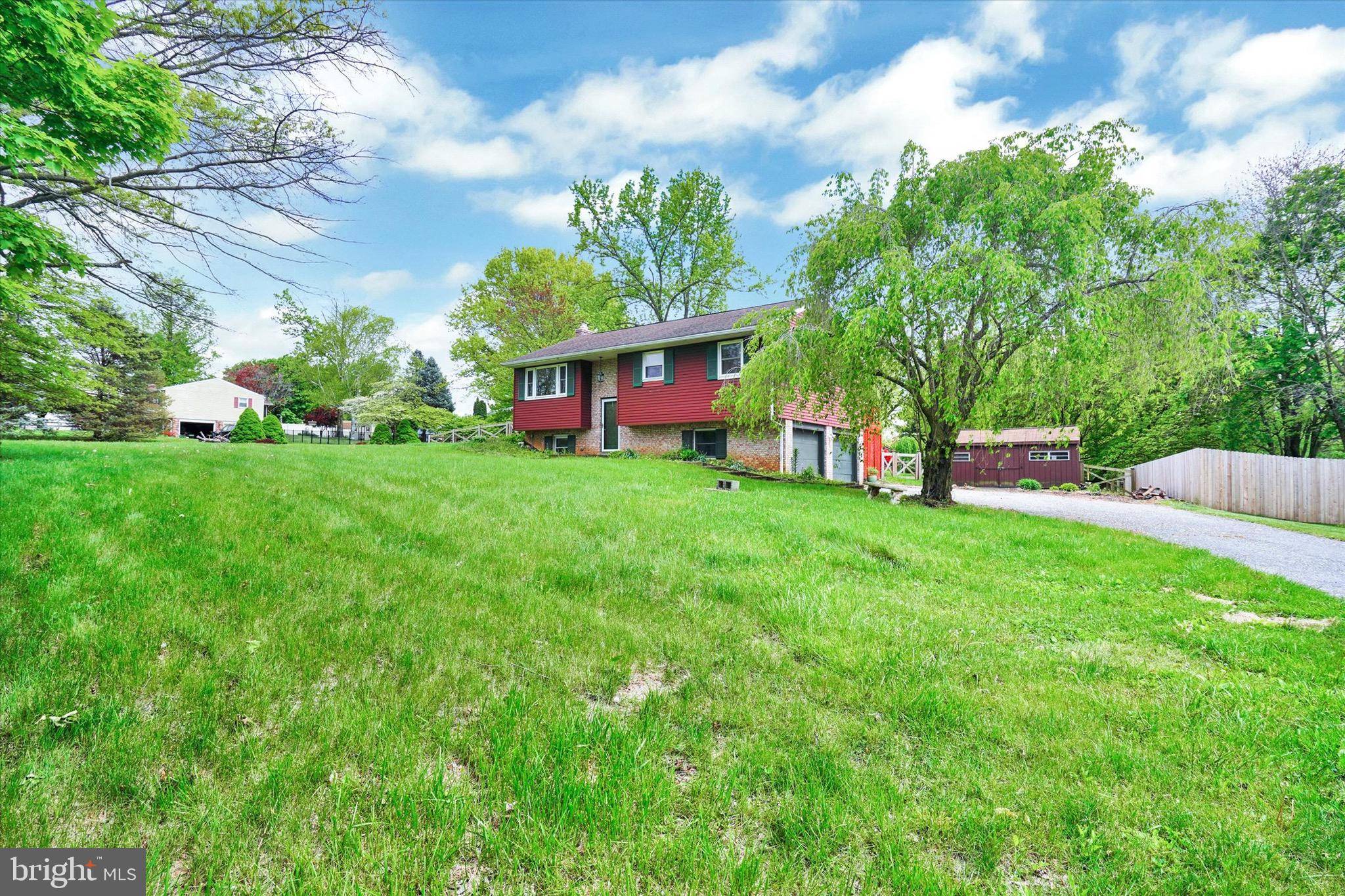 Quarryville, PA 17566,923 BUCK RD