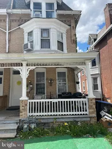 Norristown, PA 19401,924 W MARSHALL ST