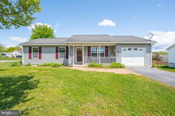 136 RAIDER LN, Martinsburg, WV 25403