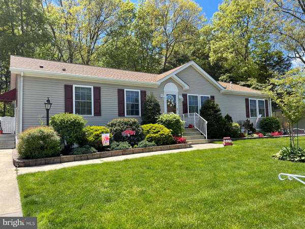 7 MULBERRY DRIVE, Cream Ridge, NJ 08514