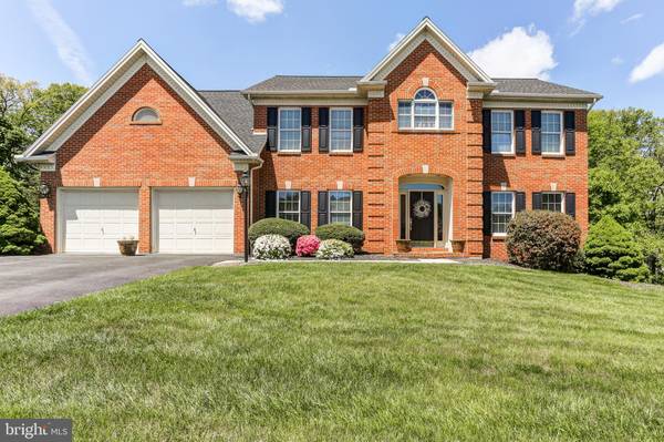 949 SUNNY HILL LN, Harrisburg, PA 17111