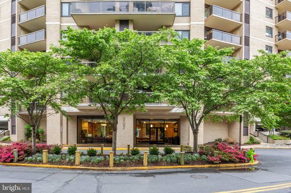 307 YOAKUM PKWY #619, Alexandria, VA 22304