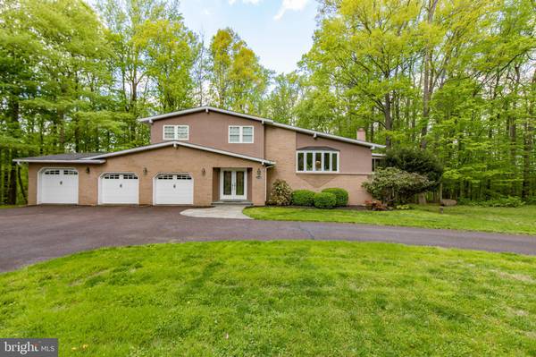 2340 MILL HILL RD, Quakertown, PA 18951