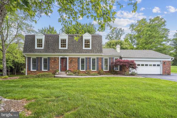 11414 BRONZEDALE DR, Oakton, VA 22124