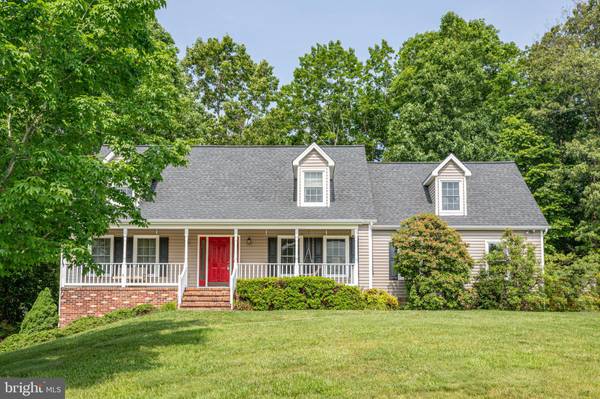 706 STONEWALL LN, Fredericksburg, VA 22407