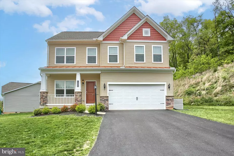 7205 HIDDEN MEADOW LN, Harrisburg, PA 17112