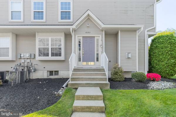 4103 GRENWICH LN, Mount Laurel, NJ 08054