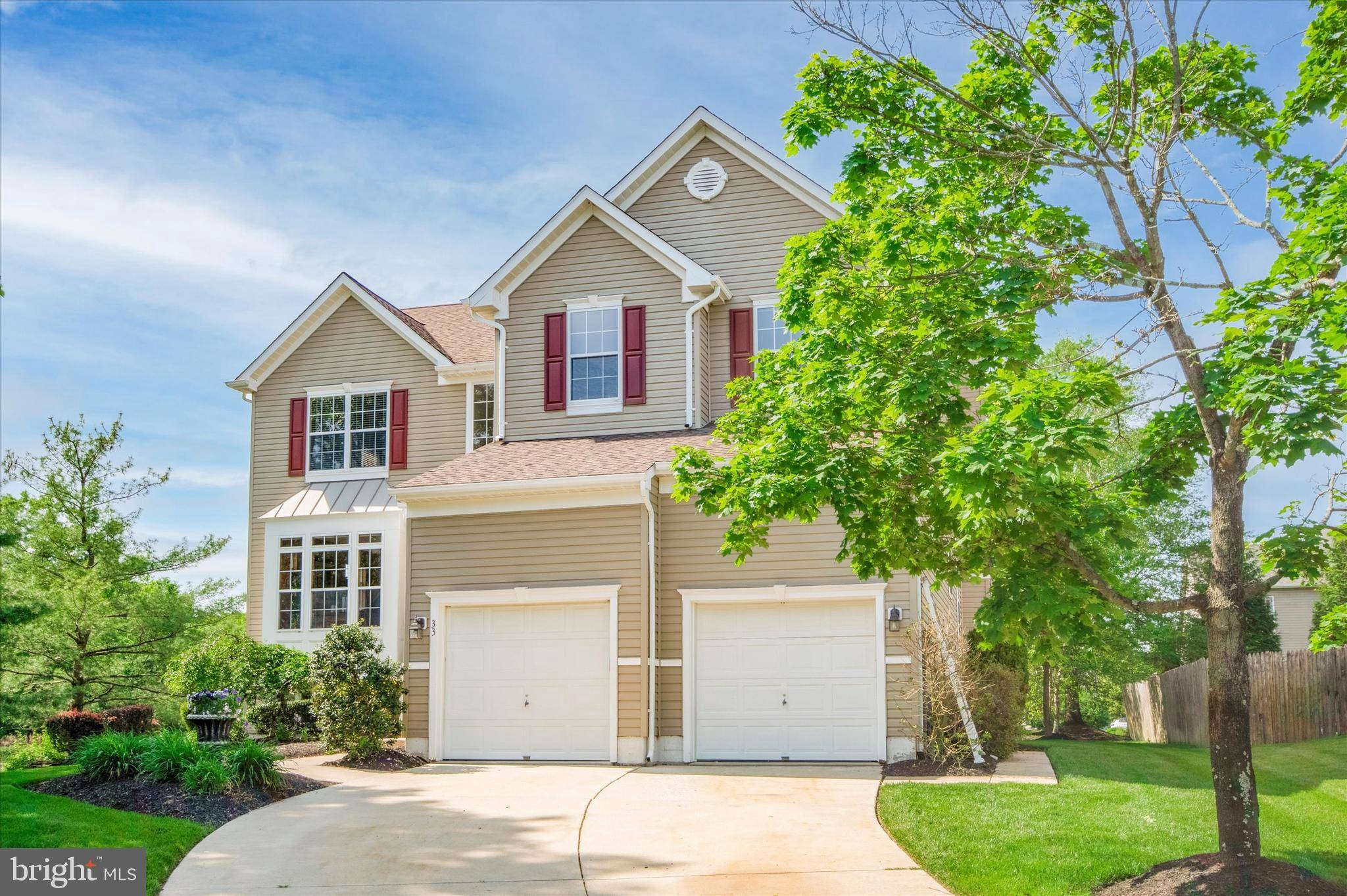 33 CHATEAU CIR, Marlton, NJ 08053