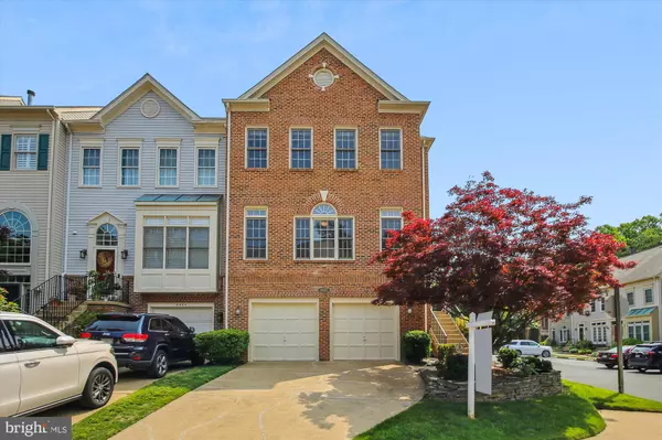 Alexandria, VA 22315,6627 FROST LAKE LN