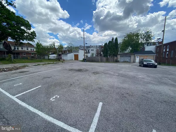 York, PA 17401,747 S PERSHING AVE #PARKING SPOT