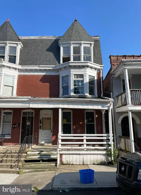 622 W KING ST, York, PA 17401