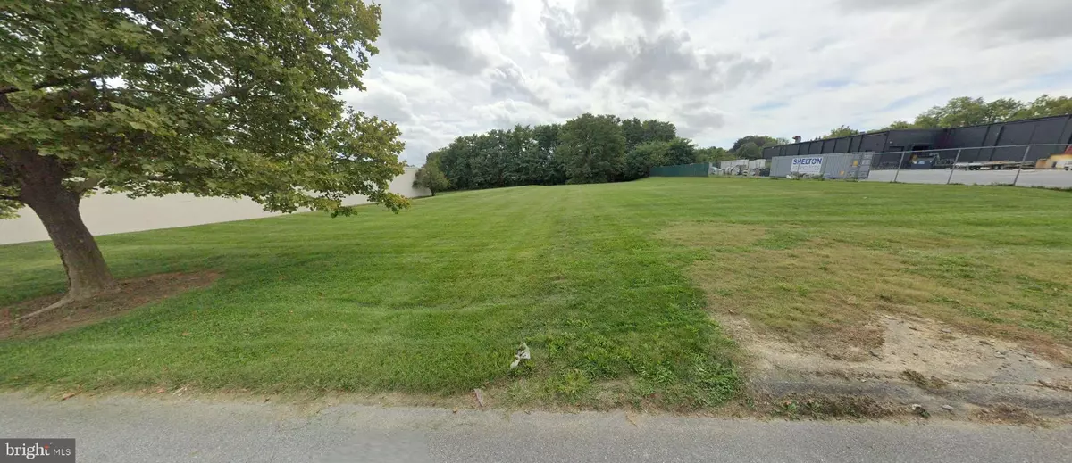 Lancaster, PA 17603,200 CENTERVILLE RD #REAR, LAND