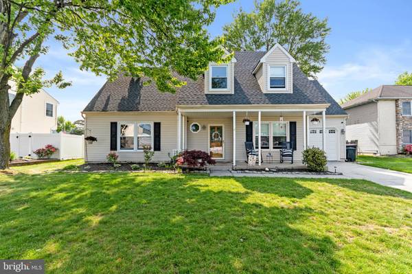 4 INVERNESS CT, Blackwood, NJ 08012