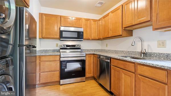 Vienna, VA 22181,2578 GLENGYLE DR #130