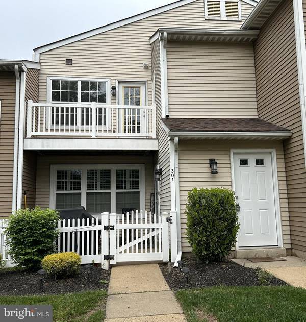 302 FERRIS LN #C2, Doylestown, PA 18901