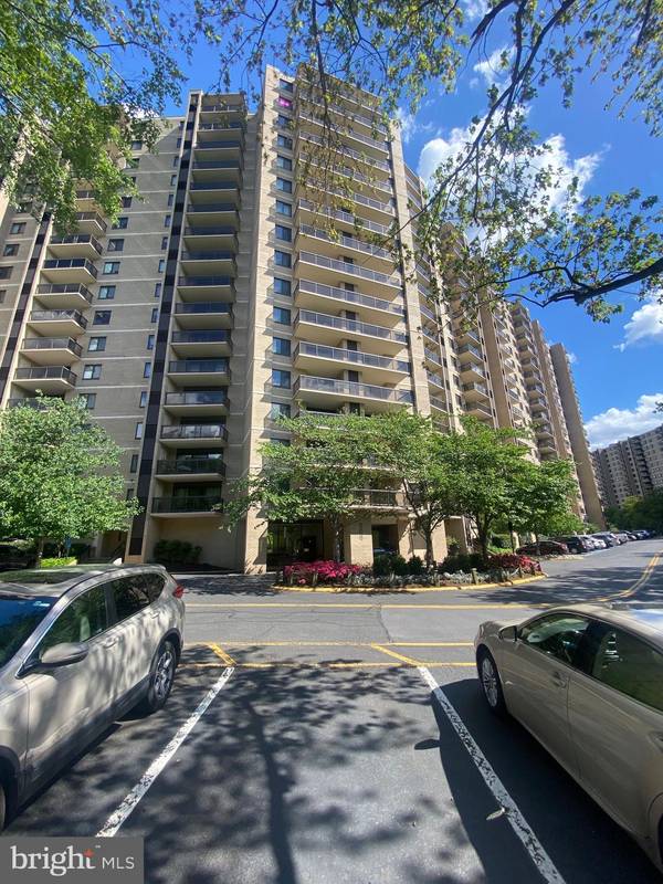 205 YOAKUM PKWY #1521, Alexandria, VA 22304