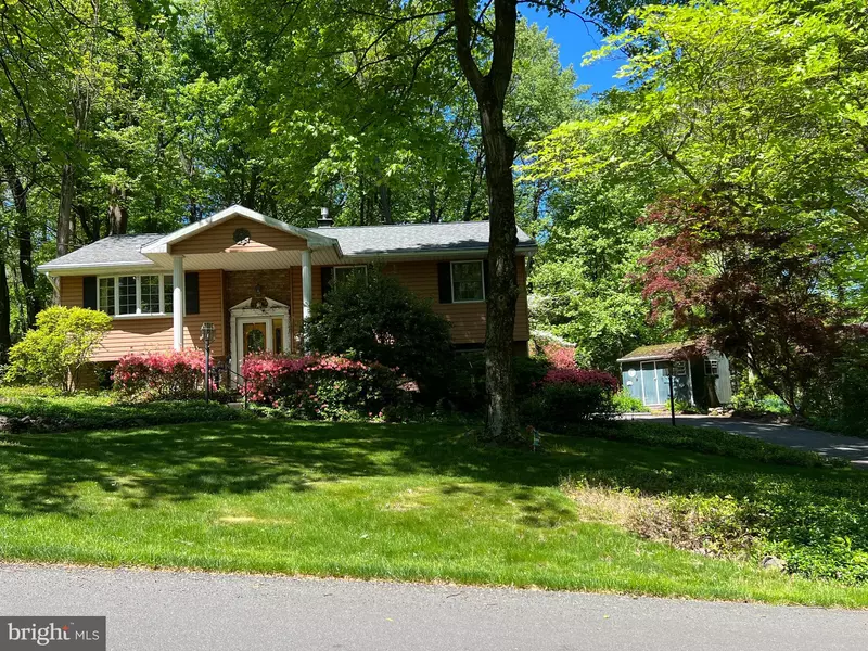 355 TIMBER LN, Mt Gretna, PA 17064