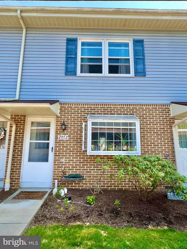 2072 MARY ELLEN LN, State College, PA 16803