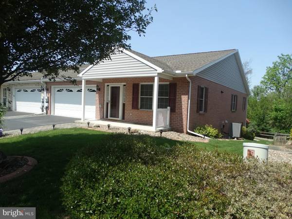 732 GOLDEN SPRING DRIVE N #204, Waynesboro, PA 17268