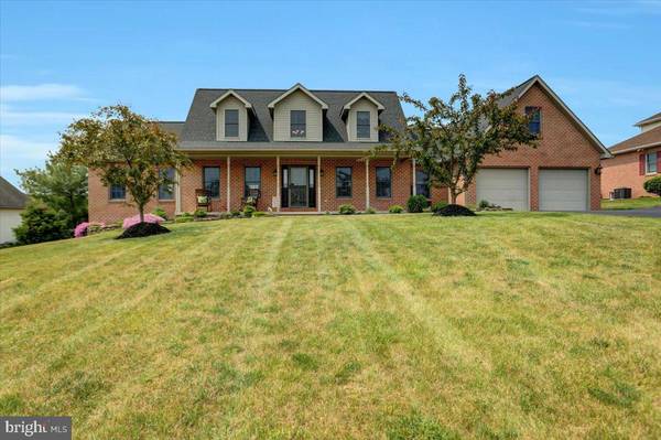 129 ZIRCON DR, Chambersburg, PA 17202