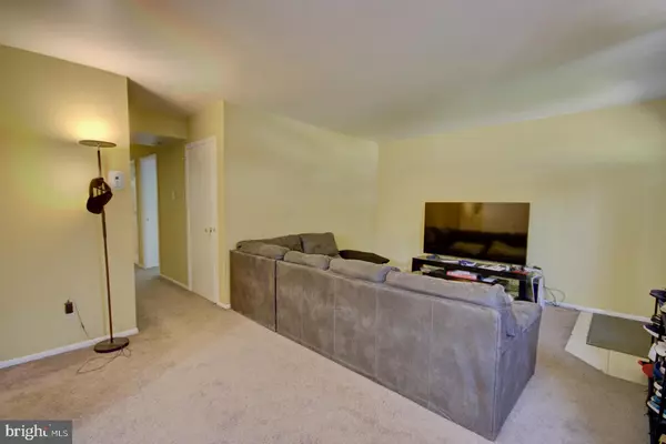 Philadelphia, PA 19114,3308 S KESWICK CIR