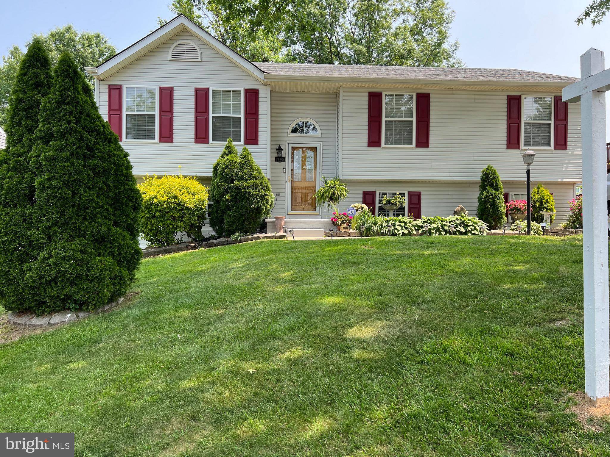 Rosedale, MD 21237,8605 DAYTONA RD