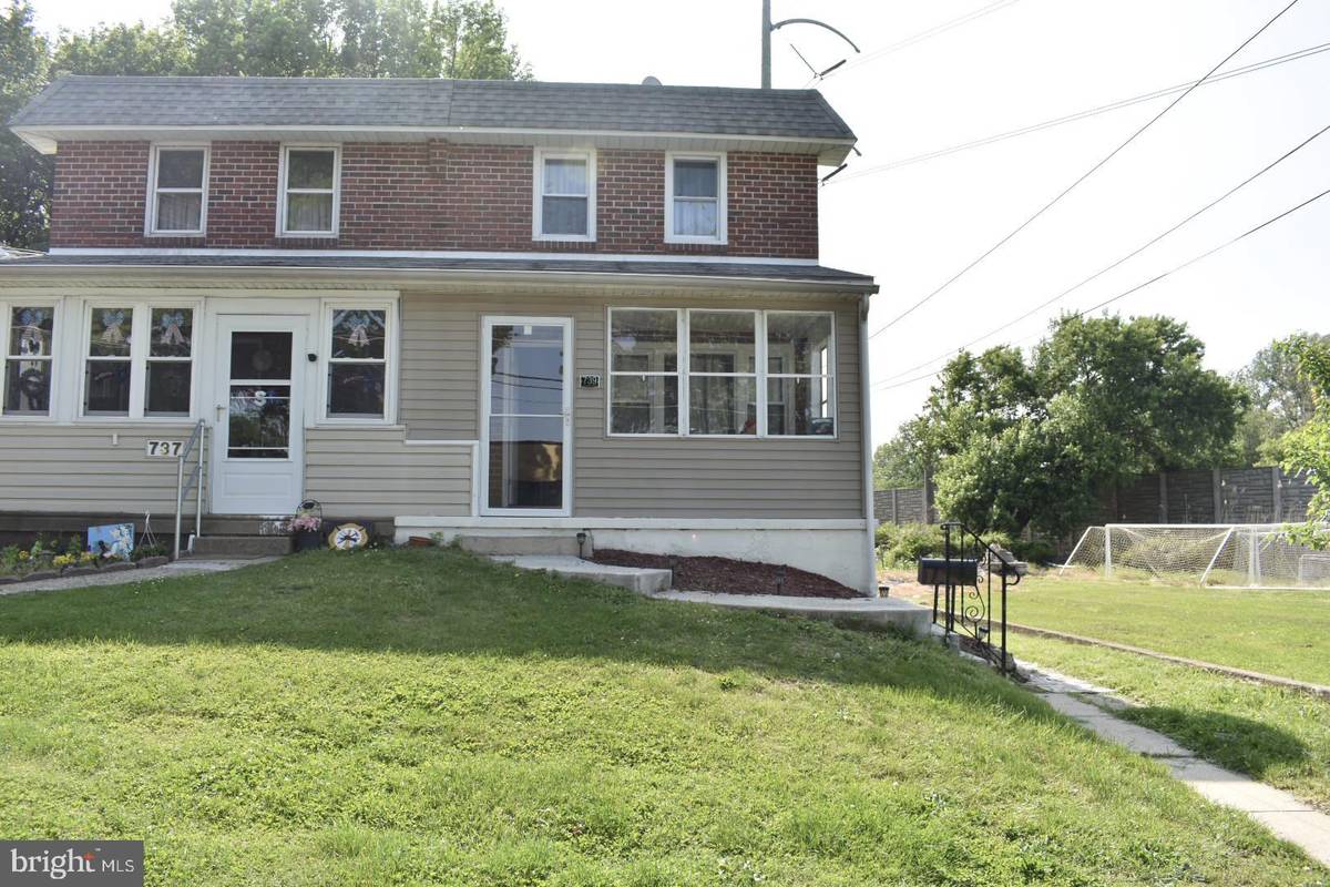 Essington, PA 19029,739 JANSEN AVE