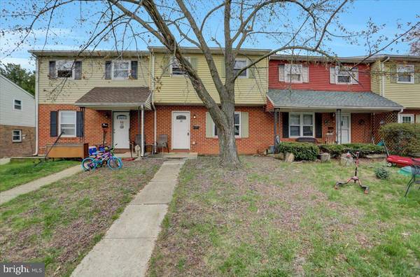 28 TRINE AVE, Mount Holly Springs, PA 17065