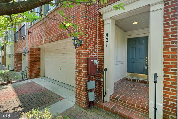 821 OAK KNOLL TER, Rockville, MD 20850