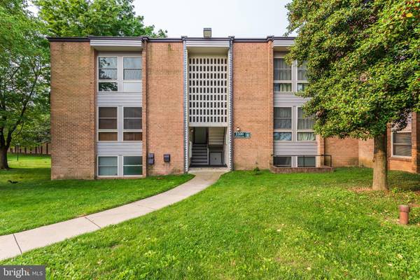 2200 GREENERY LN #301-23, Silver Spring, MD 20906