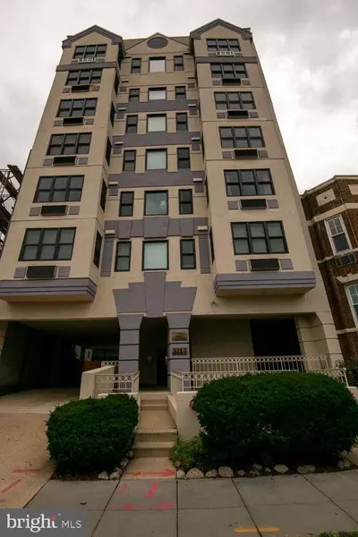 3217 WISCONSIN AVE NW #5D, Washington, DC 20016