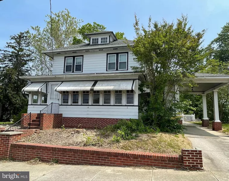 6 MAIN ST, Quinton, NJ 08072