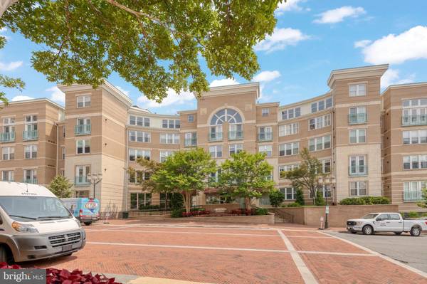 Reston, VA 20190,12001 MARKET ST #108